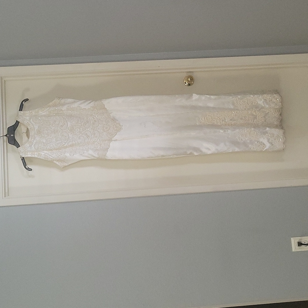 Mary's Bride's Dress, mermaid style, cream/off white, size 14
